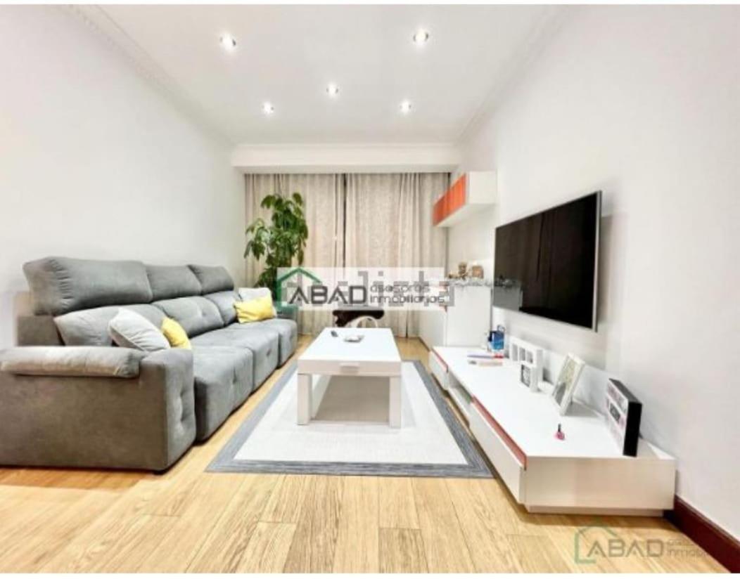 Santuchu Apartamento Elegante Con Wifi Bilbao Exteriör bild